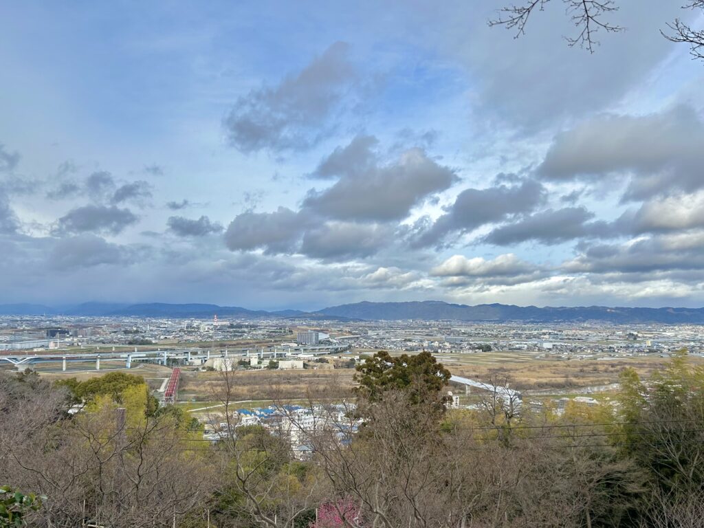 京都盆地南部を一望でき展望台としてもおすすめ度の高いスポット、石清水八幡宮。