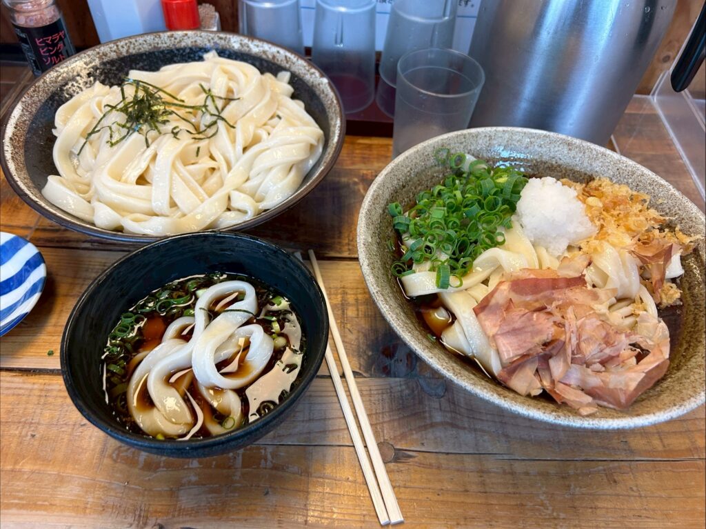 本格手打ちうどんゆうすけのうどん。